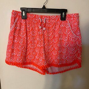 Girl's hot pink patterned shorts
